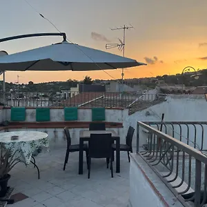 Vista Da Re Aci Castello